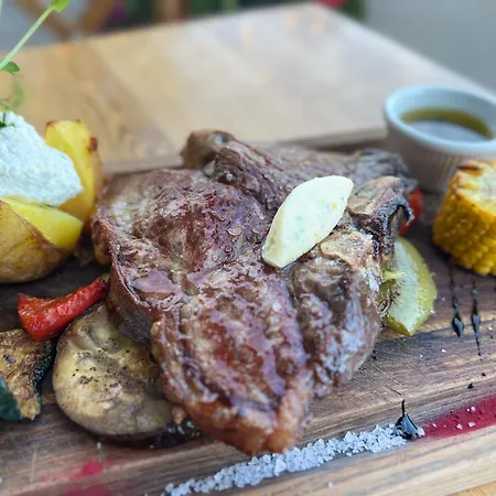 Bed and breakfast Mesa Grill Restaurant Cafe