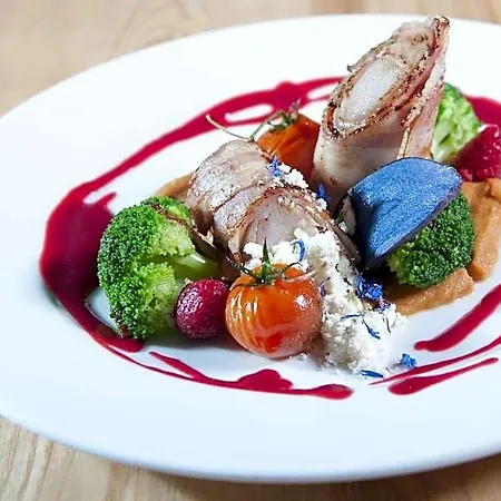 Mesa Grill Restaurant Cafe جيفيجينا