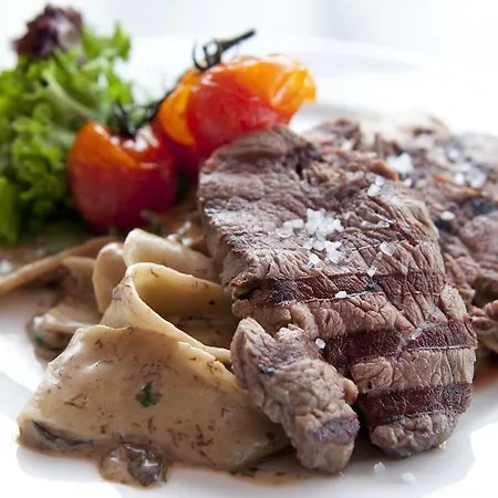 Mesa Grill Restaurant Cafe Bed & Breakfast Dźwirzyno