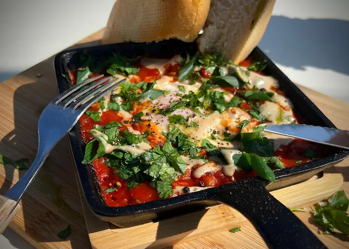 Mesa Grill Restaurant Cafe Дзвижино