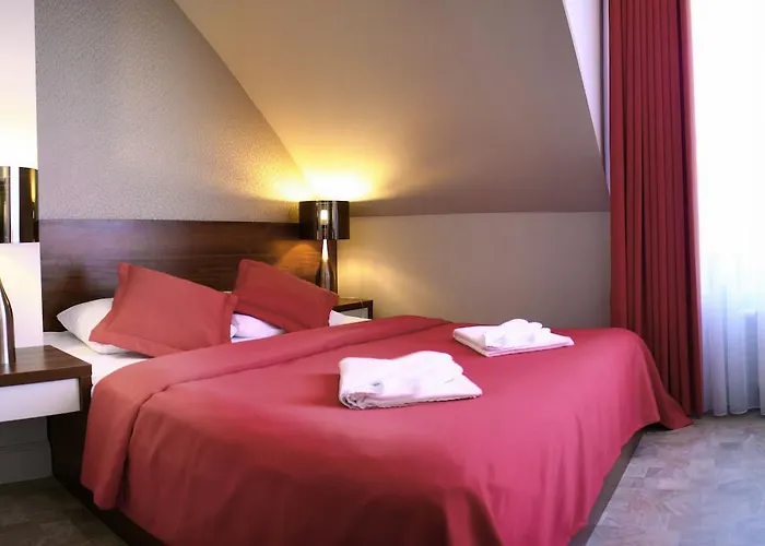 Mesa Grill Restaurant Cafe 3* Дзвижино