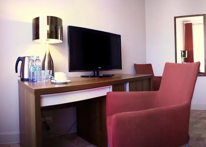 Mesa Grill Restaurant Cafe Дзвижино