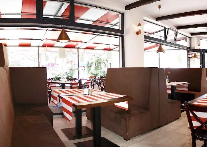 Bed & Breakfast Mesa Grill Restaurant Cafe