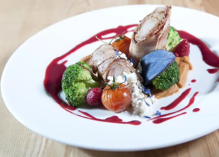 Mesa Grill Restaurant Cafe Дзвижино